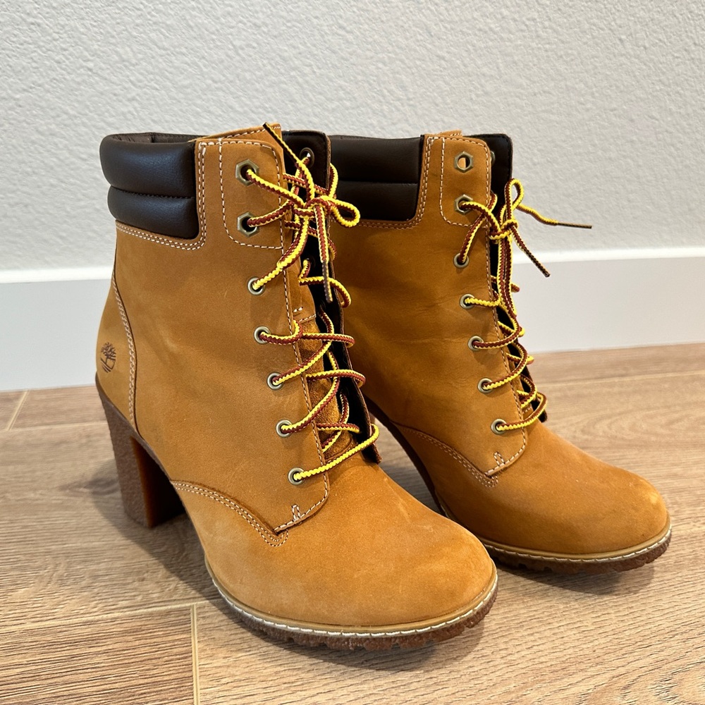 Timberland Womens Tillston Double Collar Boots/Booties - size US 7